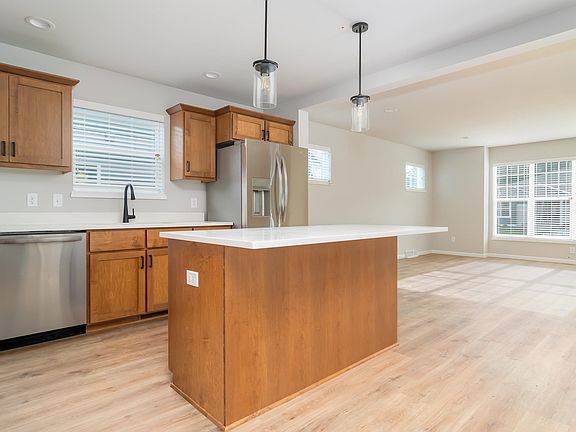 5th image of 9408 Tawny Acorn Dr