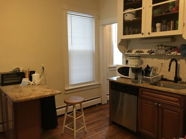 60 Mechanic St #1