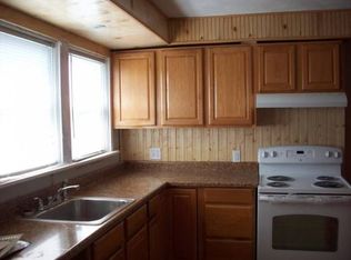 1574 Elmwood Ave, Cranston, RI 02910