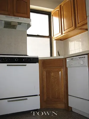 Rented by Town Residential | media 24