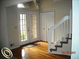 2nd image of 6028 Jennifer Cres