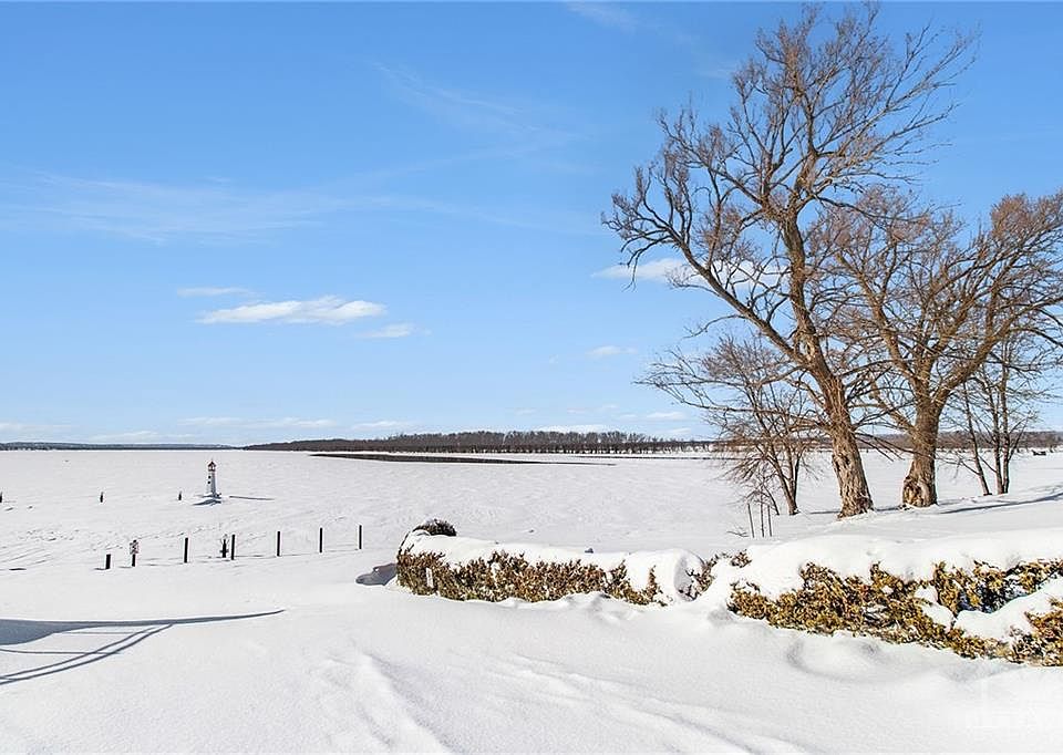 134 Edwards St Clarence Rockland, ON, K4K1T5 Apartments for Rent Zillow