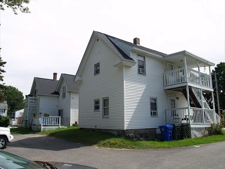 S Beech St — Photo 9