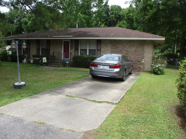 1017 W Sherwood Dr, Sumter, SC 29153