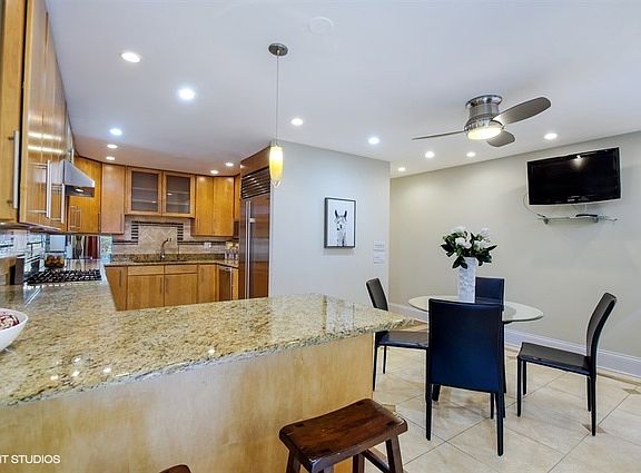 5th image of 3700 N Lake Shore Dr APT 104