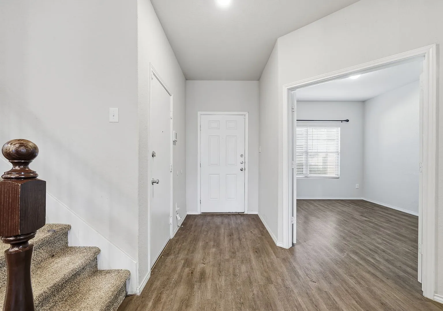 Stunning Cinco Lakes Home with First-Floor Primary Suite — Photo 2
