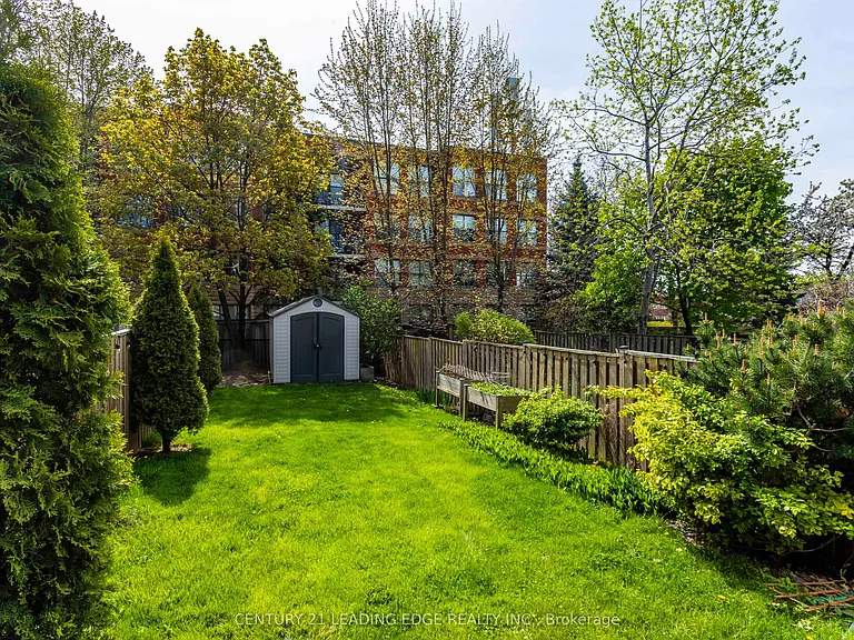 2259 Munns Ave — Photo 32