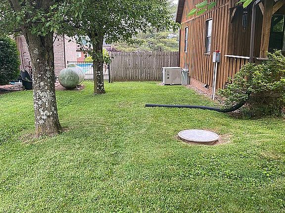 4th image of 423 Township Road 1285