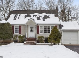 5 Frederick Pl, Cedar Knolls, NJ 07927