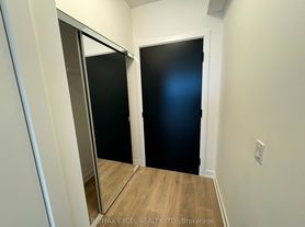 117 Broadway Ave