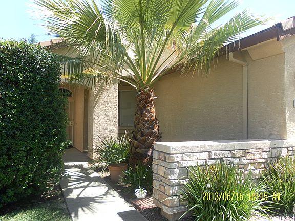 2nd image of 389 Hatton Ct
