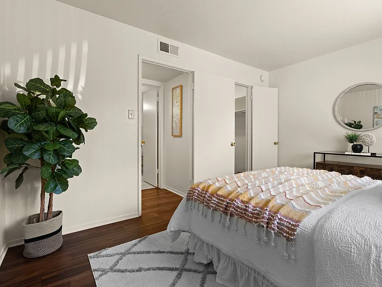 Plum Orchard Apartments — Photo 43