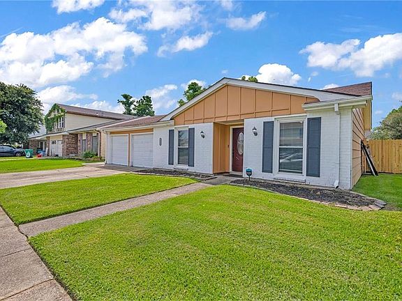 4th image of 3893 Chriswood Ln