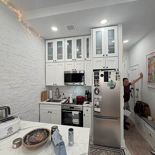 268 W 77th St #7 Photo 1