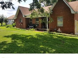 4995 Lanes Bridge Rd, Jesup, GA 31545