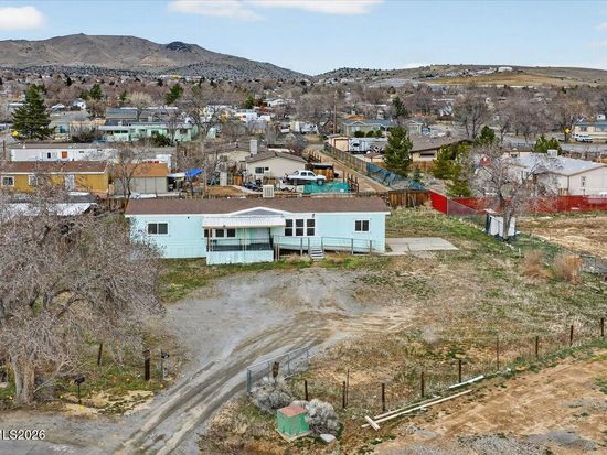 20 Charjene Ct, Sun Valley, NV 89433