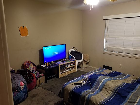 5th image of 7810 E 87th Ter