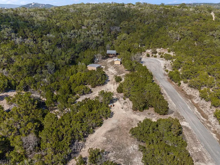 1597 Pipe Springs Dr — Photo 33