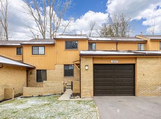 26930 W Twelve Mile Rd #11, Southfield, MI 48034