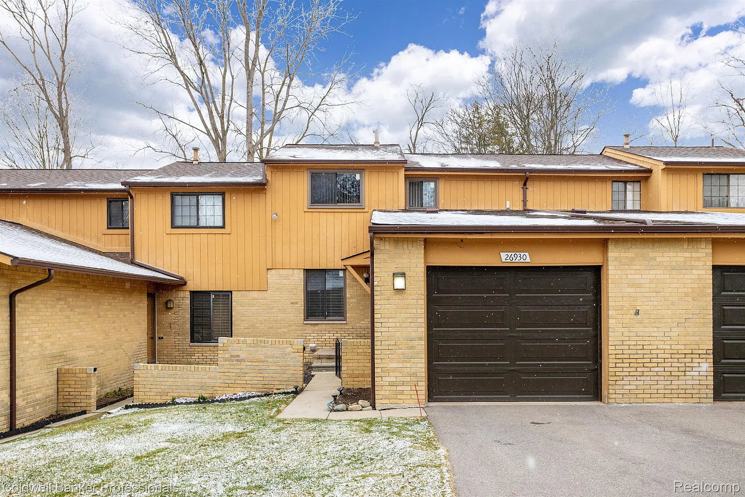 26930 W Twelve Mile Rd #11 photo 1