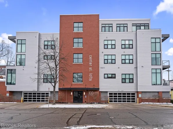 100 N Center St Unit 204, Royal Oak, MI 48067