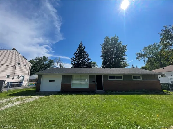 260 Traymore Blvd, Eastlake, OH 44095