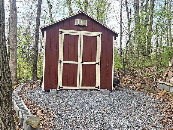 4th image of 127 Conley Rd