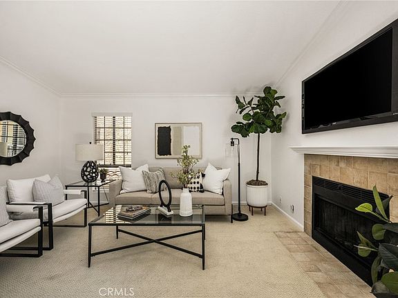 3rd image of 25531 Indian Hill Ln Unit G