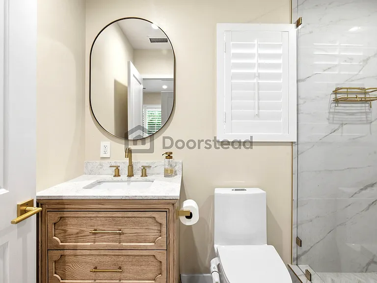 7414 Lasaine Ave — Photo 29