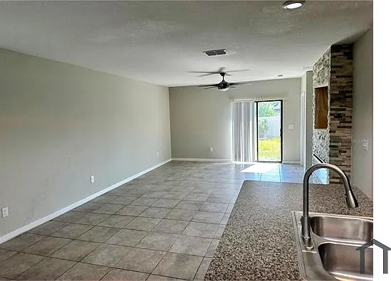 15706 Greenleaf Bay St — Photo 14