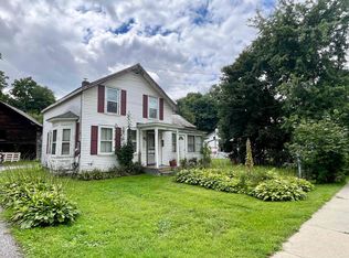 243 York St, Poultney, VT 05764