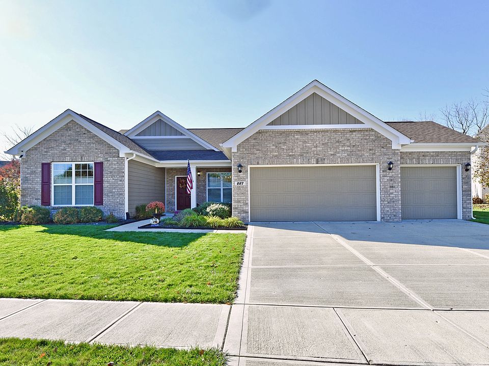 1st image of 227 Buxton Ct