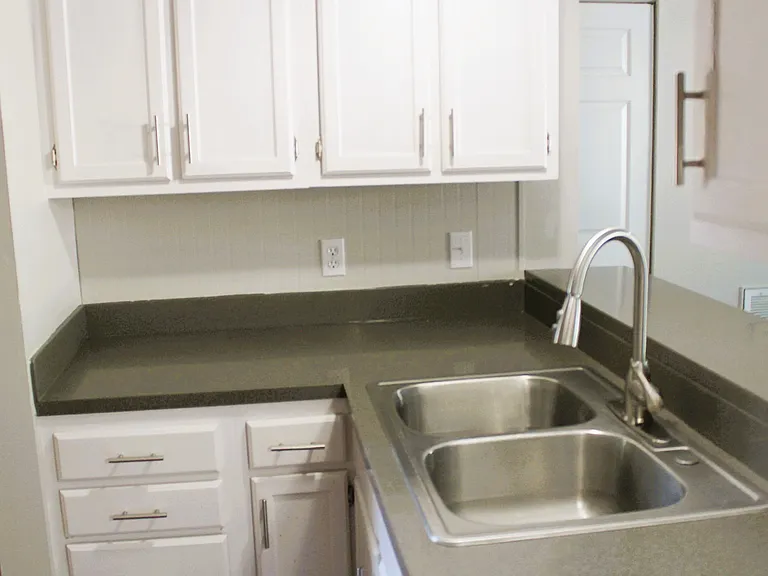 2706 Big Oak St — Photo 2