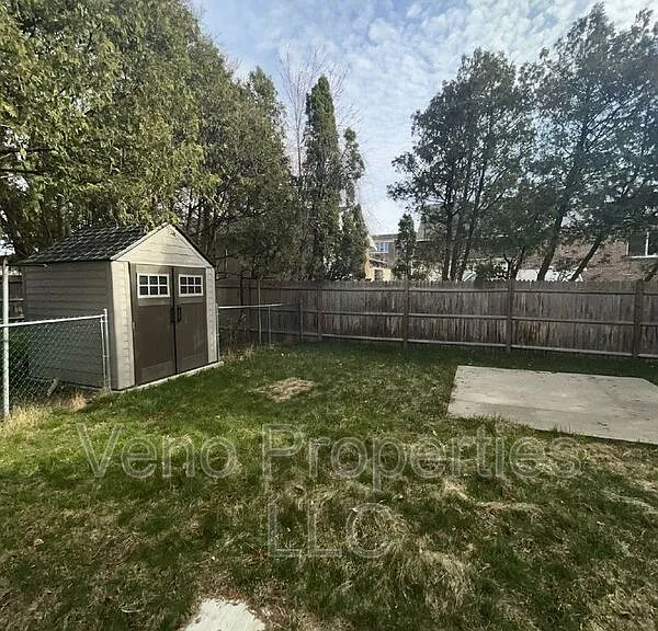 32 Russell Rd #2B — Photo 17