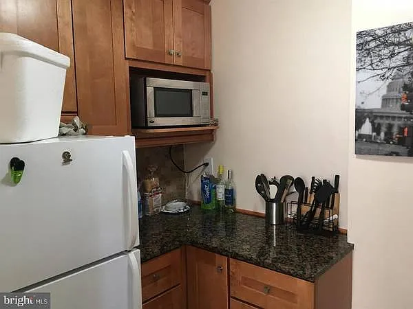 1012 Arlington Blvd #548 — Photo 12