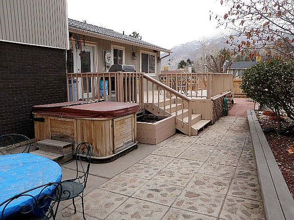 3rd image of 7529 S Kingston Cir