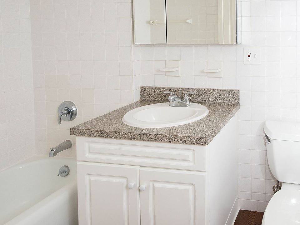 Lakewood Apartments 1199 Whitney Ave Hamden, CT Zillow