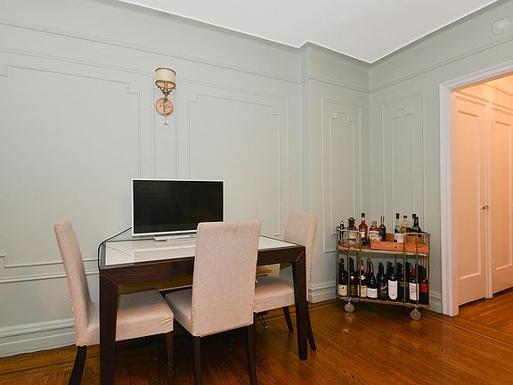 4th image of 35-55 29th St APT 4E