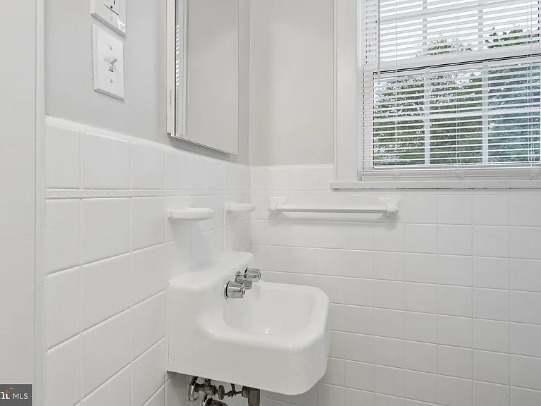 127 Bell Ave — Photo 21