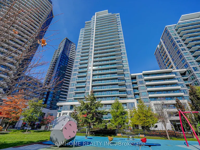 7165 Yonge St #319 — Photo 1