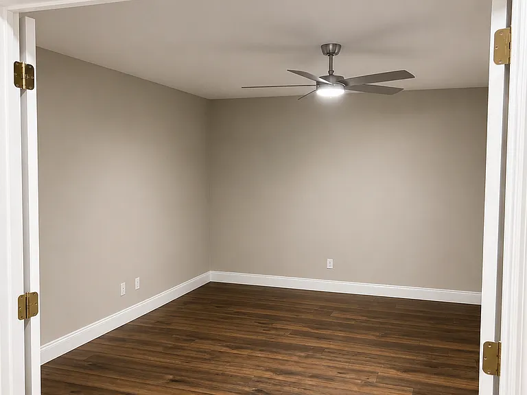 1690 Grandiflora Ave — Photo 21