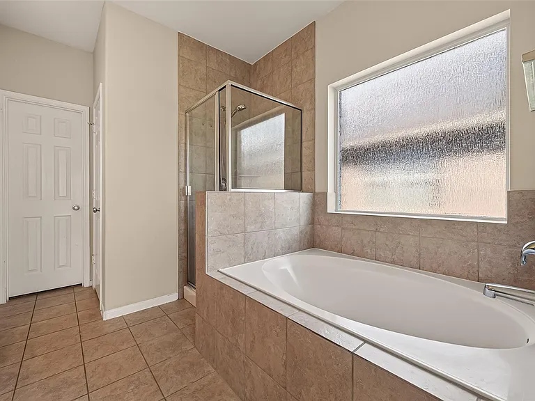9118 Cavalier Ln — Photo 32