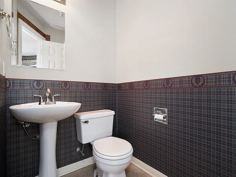 336 Lariat Cir — Photo 21