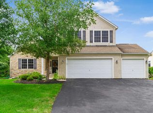4697 Nadine Park Dr, Hilliard, OH 43026