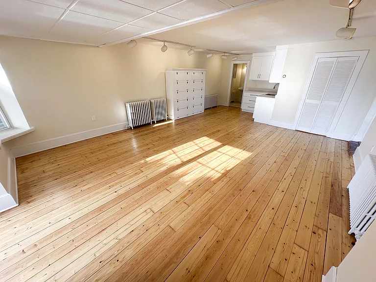 700 Steamboat Rd #1G — Photo 4