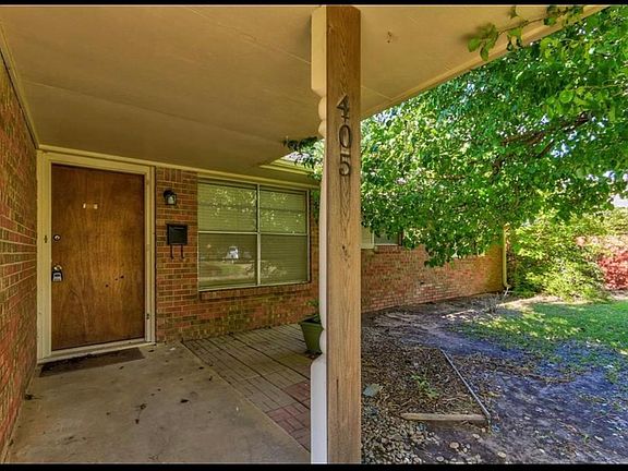 2nd image of 405 Mimosa Dr