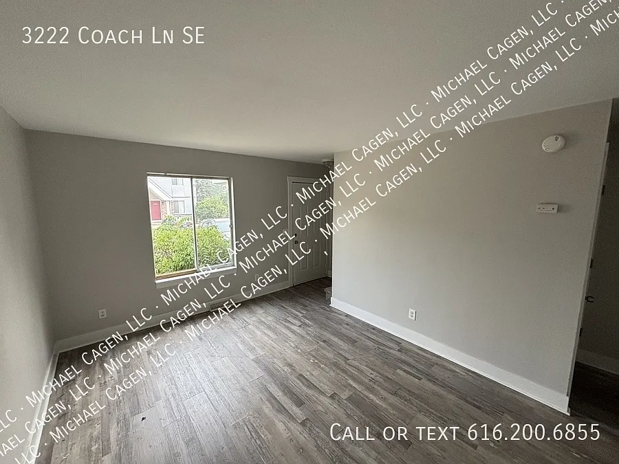 2 bed, 1.5 bath, 825 sqft, $1,800 — Photo 2