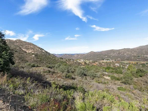15320 Skyline Truck Trl, Jamul, CA 91935