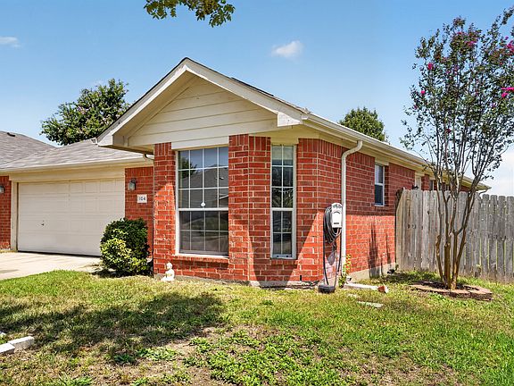 2nd image of 104 Meadow View Ln