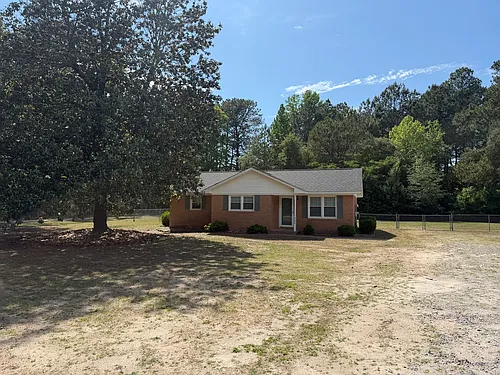4680 Pinewood Rd Photo 1